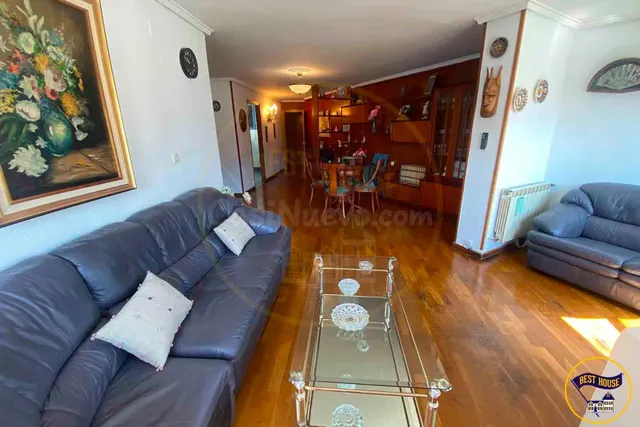 PISO EN VENTA EN PLENO CENTRO DE CUENCA — 10