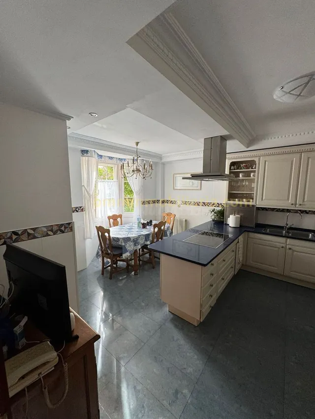 Chalet 7 habitaciones 630m² en venta - Centro — 37