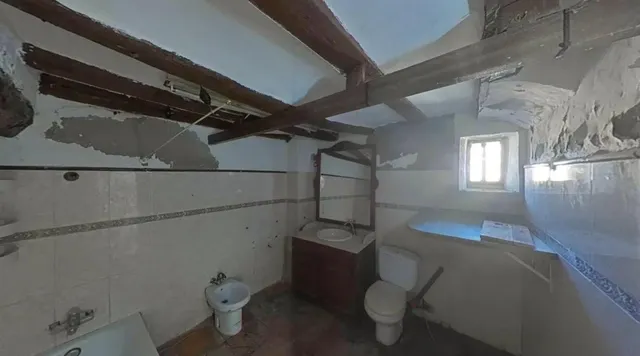 Chalet adosado en venta. — 12