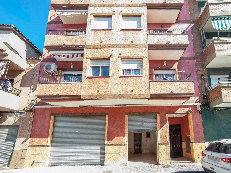 Local comercial de 169 m2