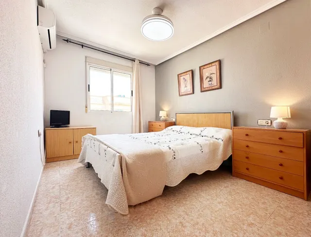 Bungalow de 2 dormitorios y 1 baño en los balcones (Torrevieja) — 18