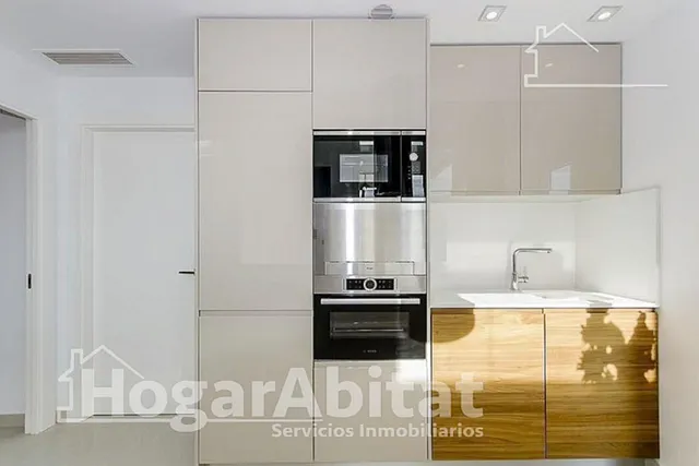 MARAVILLOSO CHALET CON JARDÍN, PISCINA Y GARAJE — 10