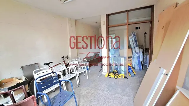 CASA DE PIEDRA EN LIERGANES. — 33
