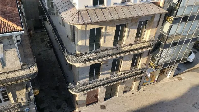 Oportunidad de oficina en calle peatonal - foto 3