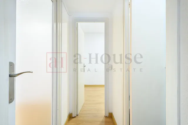 PISO PARA ENTRAR A VIVIR CON EXCELENTE UBICACIÓN EN SAGRADA FAMILIA — 38