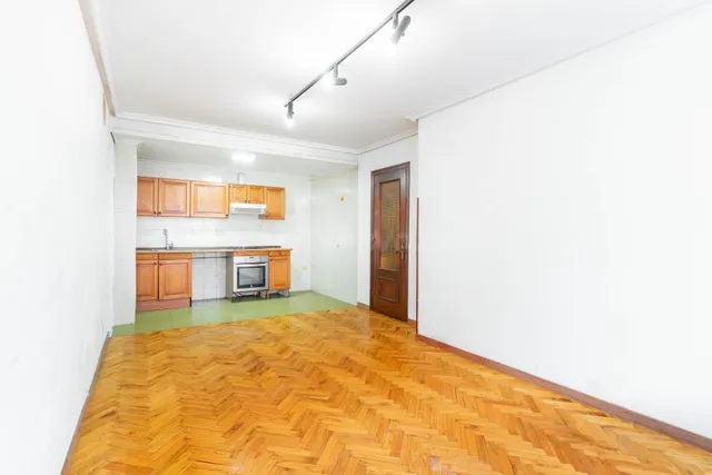 Piso en Silla del Rey, Oviedo — 5