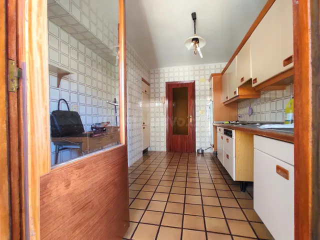 PISO CON JARDINES Y PISCINA COMUNITARIOS EN ARTZINIEGA - foto 2