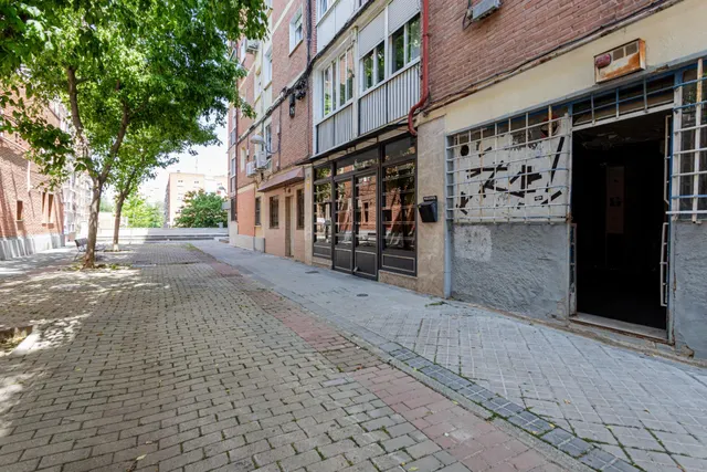 Local comercial 1 habitación 43m² en venta - Barrio del Pilar — 20