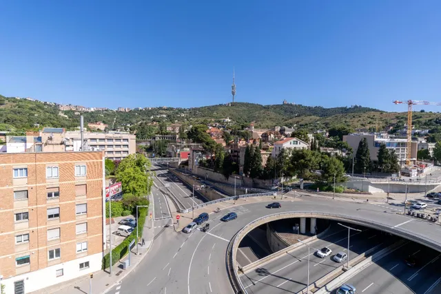 OBRA NUEVA : EL MIRADOR DE SARRIÀ. — 35