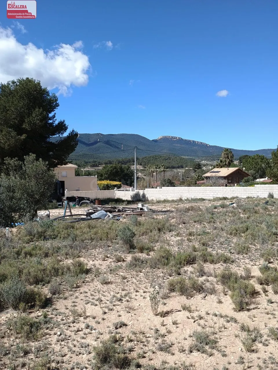 Parcela de 2.138m2, Terol