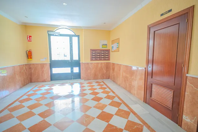 PISO EN CALLE EMILIA PARDO BAZAN 8 — 49