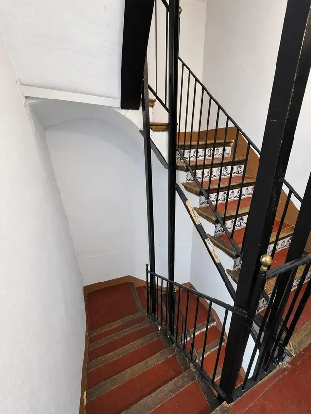 Edificio en venta en pleno centro de Tortosa: local acondicionado, división horizontal y terrado con vistas — 23