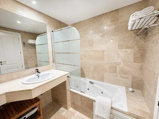 Magnífico apartamento de 2 dormitorios con gran terraza y vistas al mar – Coto Real — 22