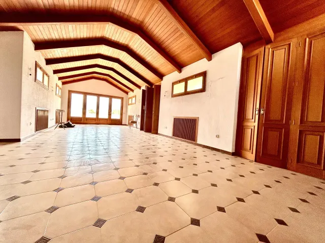 Villa 4 habitaciones 632m² en venta - Centro — 23