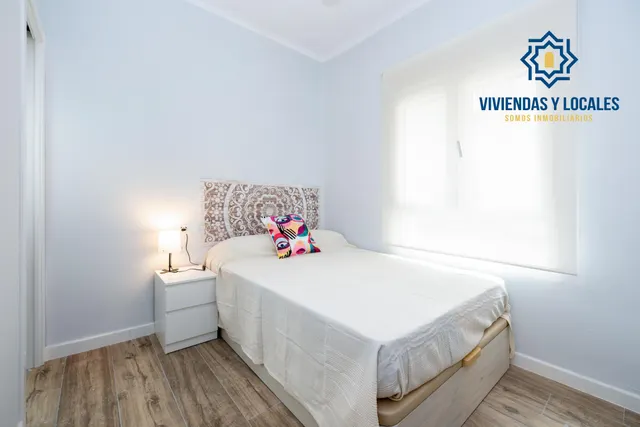 Piso reformado en zona Zaidin — 25