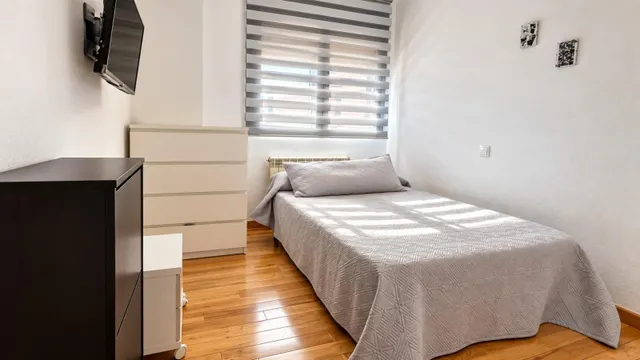 Piso 4 Dormitorios el Quiñón — 23