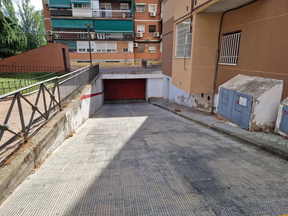 Garaje en venta en zona santos (en propiedad)
