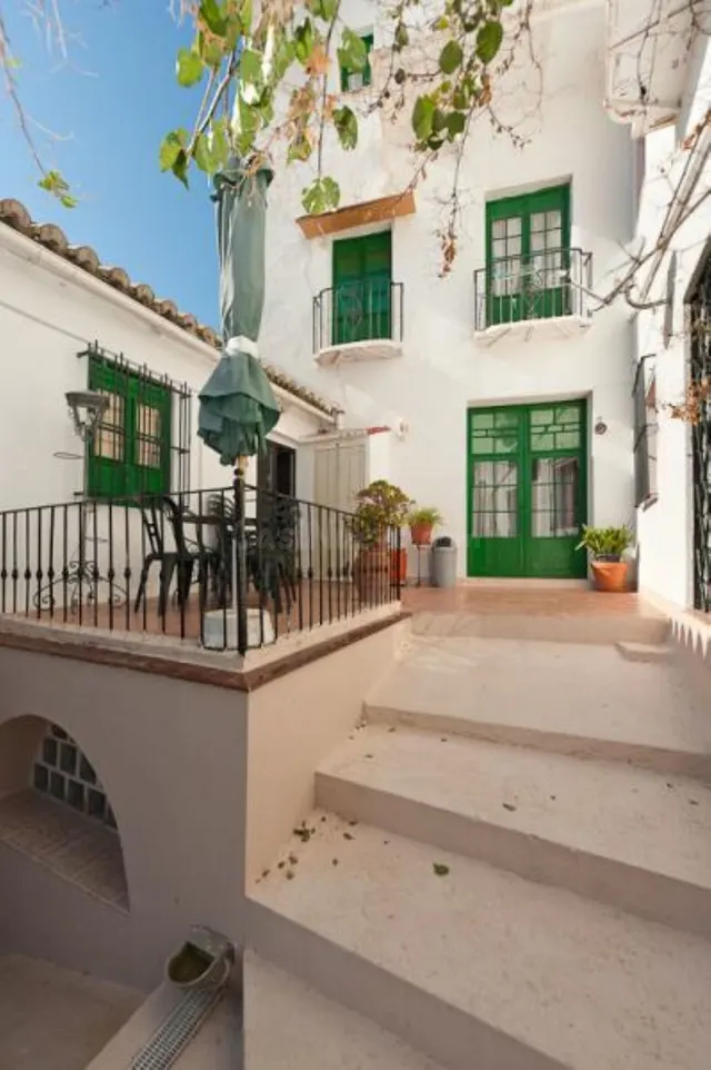 Adosado 14 habitaciones 1085m² en venta - Alora pueblo - foto 2