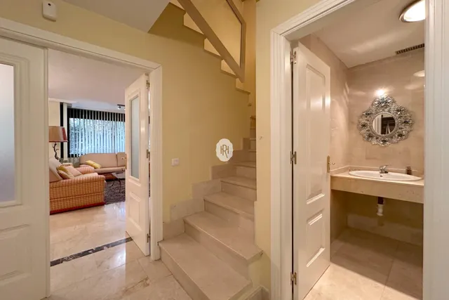 UNA CASA PARA VIVIR Y DISFRUTAR EN FAMILIA — 13