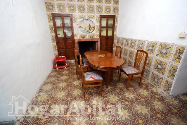 AMPLIA CASA CON 2 TERRAZAS Y GARAJE — 9