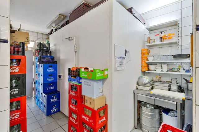 Restaurante 100m² en venta - Centro — 21
