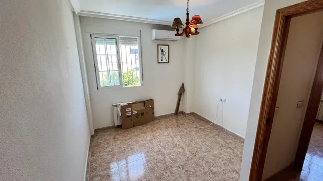 Villa 3 habitaciones 192m² en venta - Zona los Frutales — 37