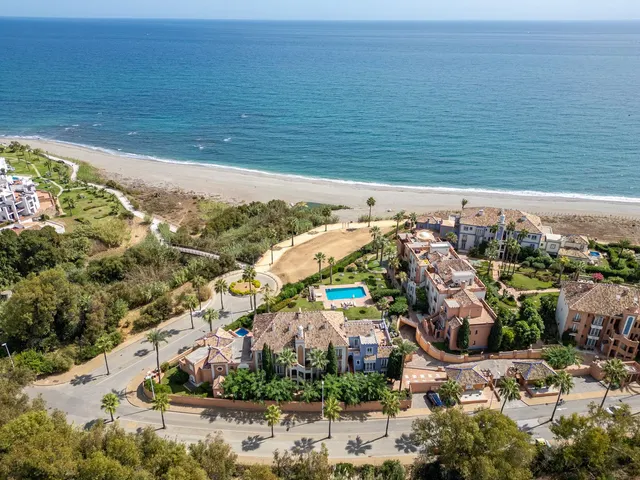 Chalet 5 habitaciones 419m² en venta - Costa Del Sol — 40