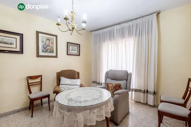 Piso de gran tamaño con múltiples posibilidades en  Peligros — 8