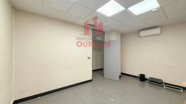 REF. 5650 VENTA DE DOS LOCALES COMERCIALES ACONDICIONADOS COMO OFICINAS — 10