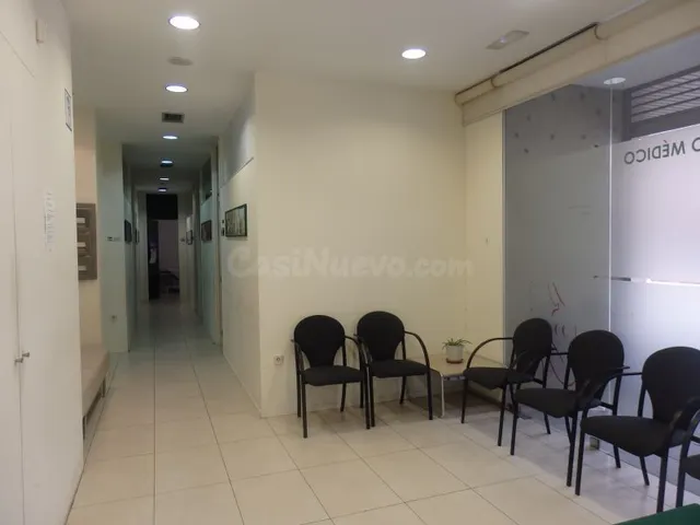 Local comercial en Fernando Remacha - foto 5