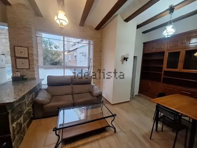 Alquiler de piso en Calle Angel Guimerà — 11