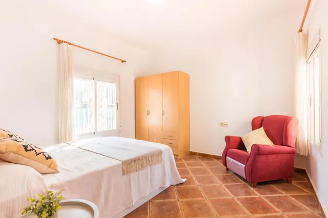 Finca rústica 4.180m2 de parcela con casa y piscina en las peñas (Fortuna) — 25