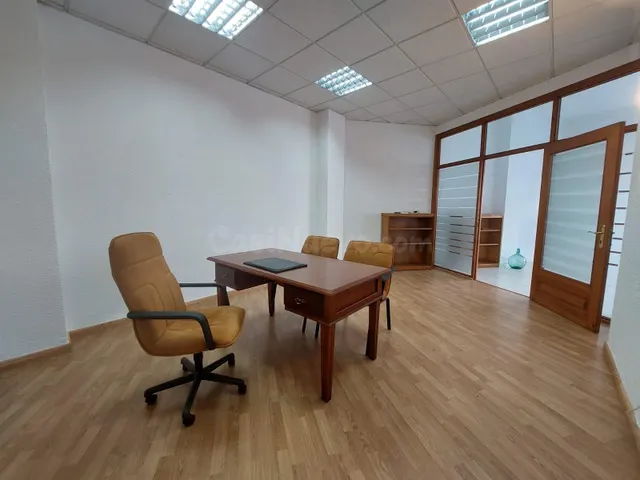 Local comercial 80m² en venta - Avda del mediterráneo - foto 2