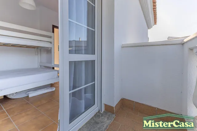 Exclusiva !!casa adosada en esquina con patio privado, piscina y aparcamiento propio en costa ballena, Rota — 49