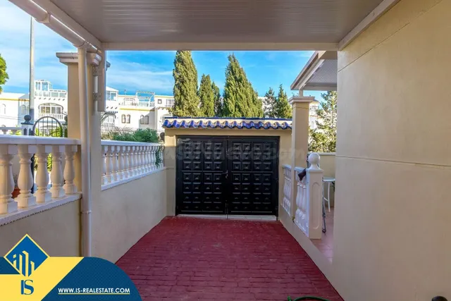 PRECIOSO CASA CON PISCINA EN ORIHUELA COSTA!!! - foto 4