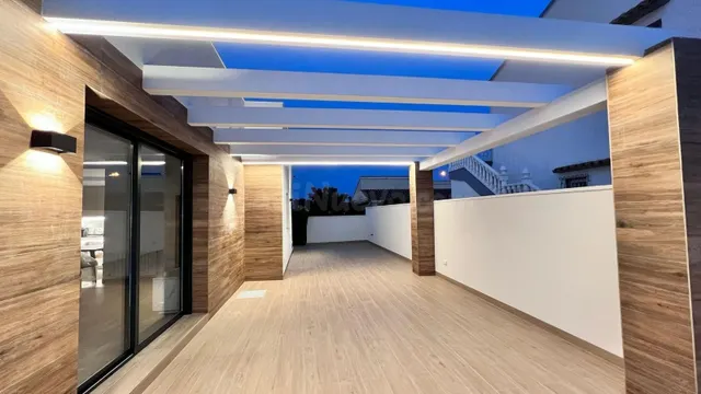 VILLA EN VILLAMARTIN DE 3 DORMITORIOS 2 BAÑOS EN ORIHUELA CO - foto 4