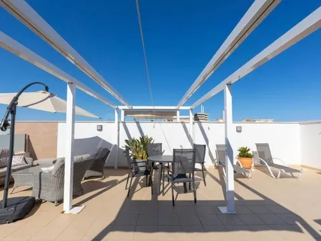 Apartamento 2 habitaciones 77m² en venta - Zona Pueblo — 28