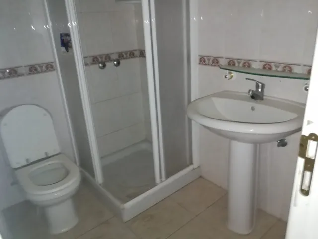 Piso .3 habitacions ,2 baños, garaje, trastero y lavadero — 6