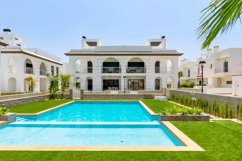 Ático 2 habitaciones 84m² en venta - Centro de la Ciudad Quesada