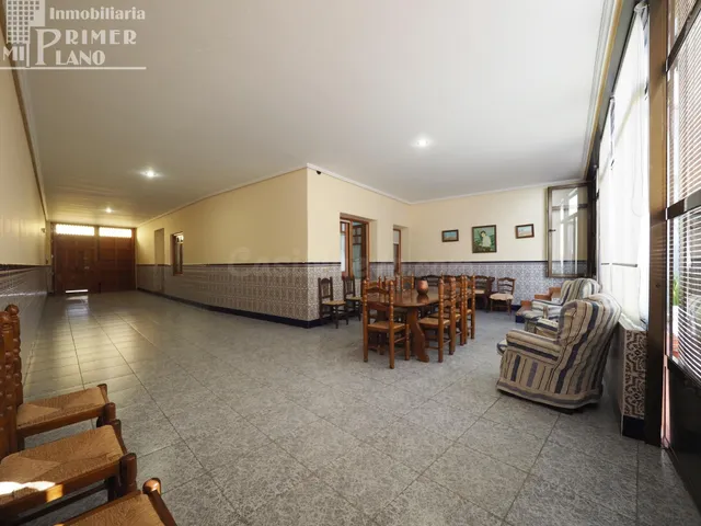 Exclusiva Casa de Dos Plantas en Tomelloso - Oportunidad Úni - foto 3
