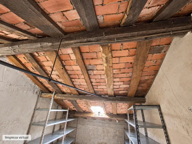 Casa en Carbayín: cuatro dormitorios, dos garajes y terreno para disfrutar de la vida de pueblo — 25