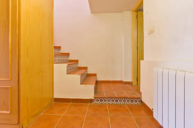 Bonita Casa en Cúllar Vega — 26