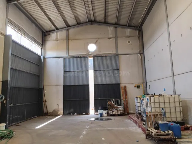 SE VENDE NAVE INDUSTRIAL EN POLIG. EL LIMÓN DE PALOMARES DEL - foto 2