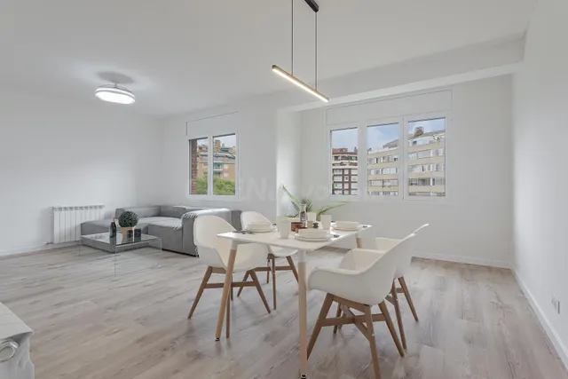 EXCLUSIVO PISO DE 153m2 CON 5 DORMITORIOS — 2