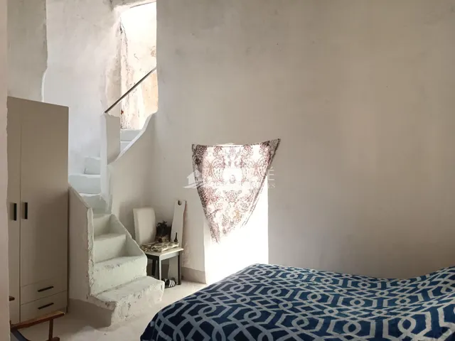 Se vende encantadora casa semi reformada en el corazón de Aspe — 36