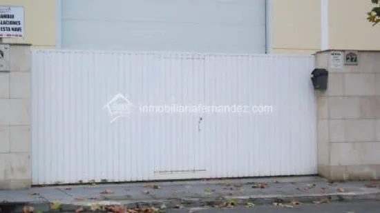 Nave industrial 753m² en venta - MALPARTIDA DE CACERES - foto 4