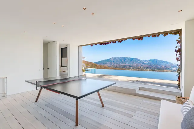 Chalet 6 habitaciones 437m² en venta - Marbella — 44