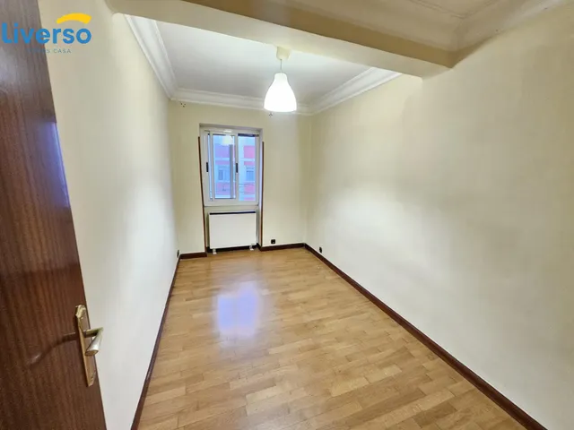 Vendemos este piso en la zona sur ideal para inversores!!!! — 13