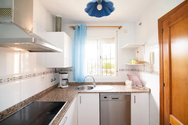 Maravilloso apartamento en planta baja ( Novo Sancti-Petri ) — 34