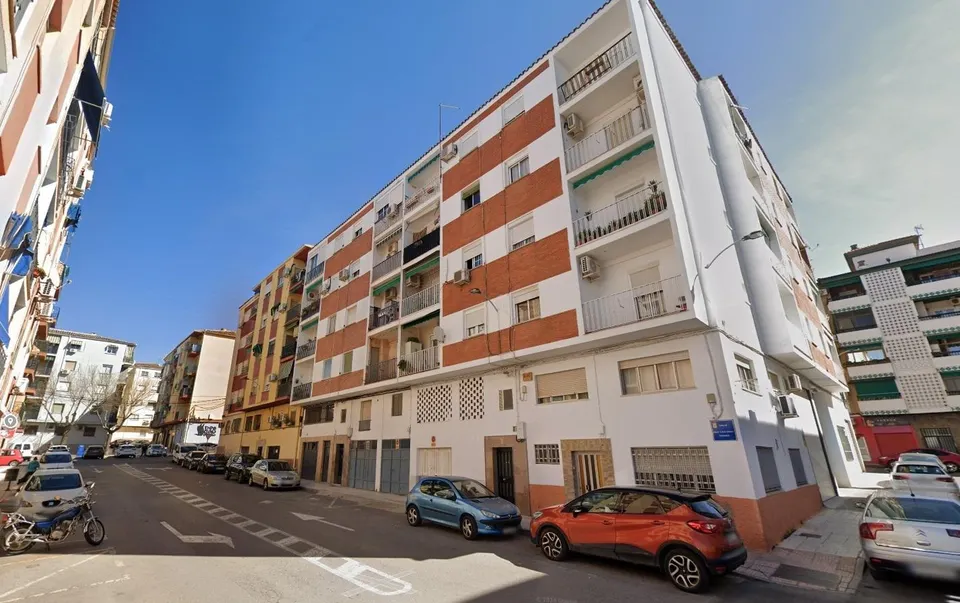 Venta de Vivienda en Linares, Jaén. Activo Inmobiliario Sin Posesión / No se Puede Visitar / Ni Financiar.